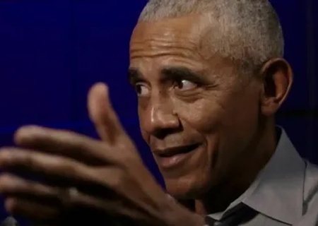    Барак Обама рассказал о контактах с инопланетянами