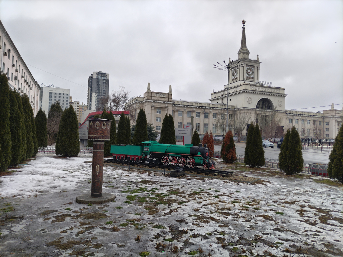 Около жд вокзала 