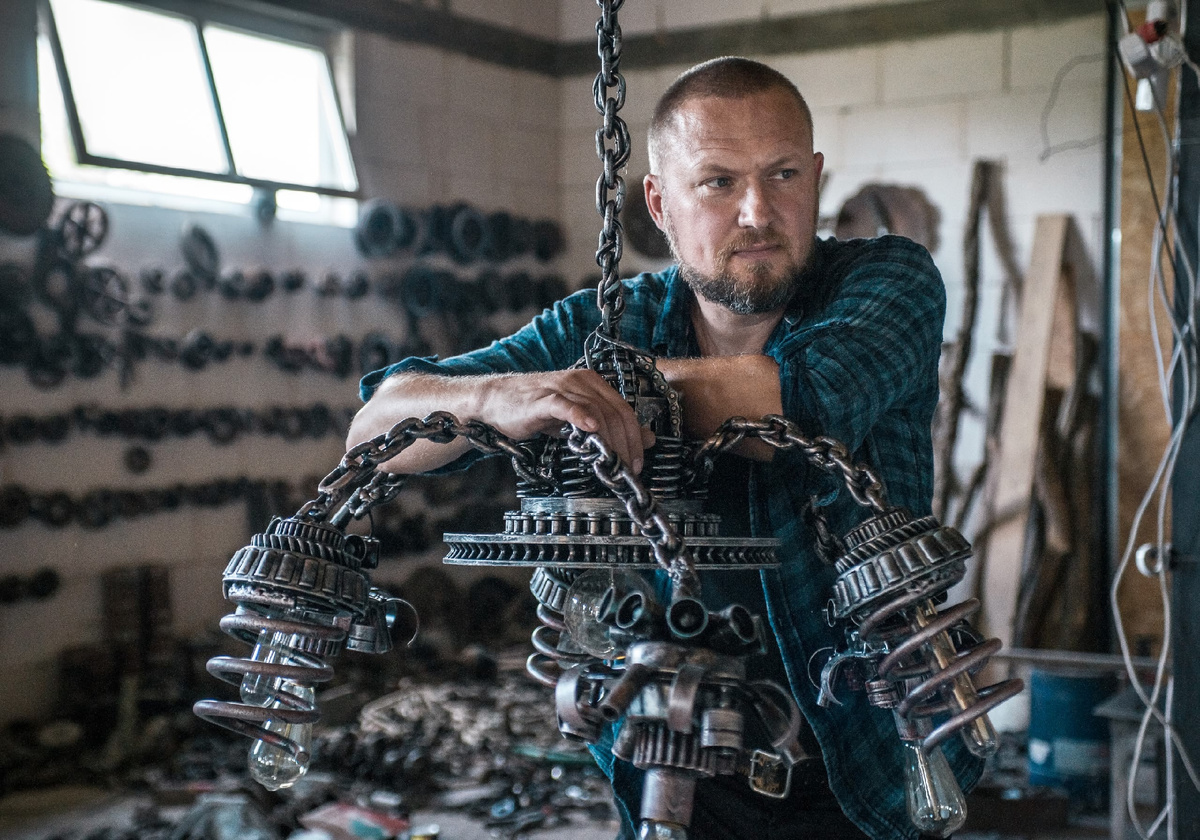 Скульптор Алексей Кашанов. Фото: личный архив автора.