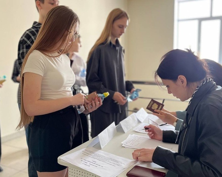     В Курской области выпускники получат дополнительные дни для сдачи ЕГЭ