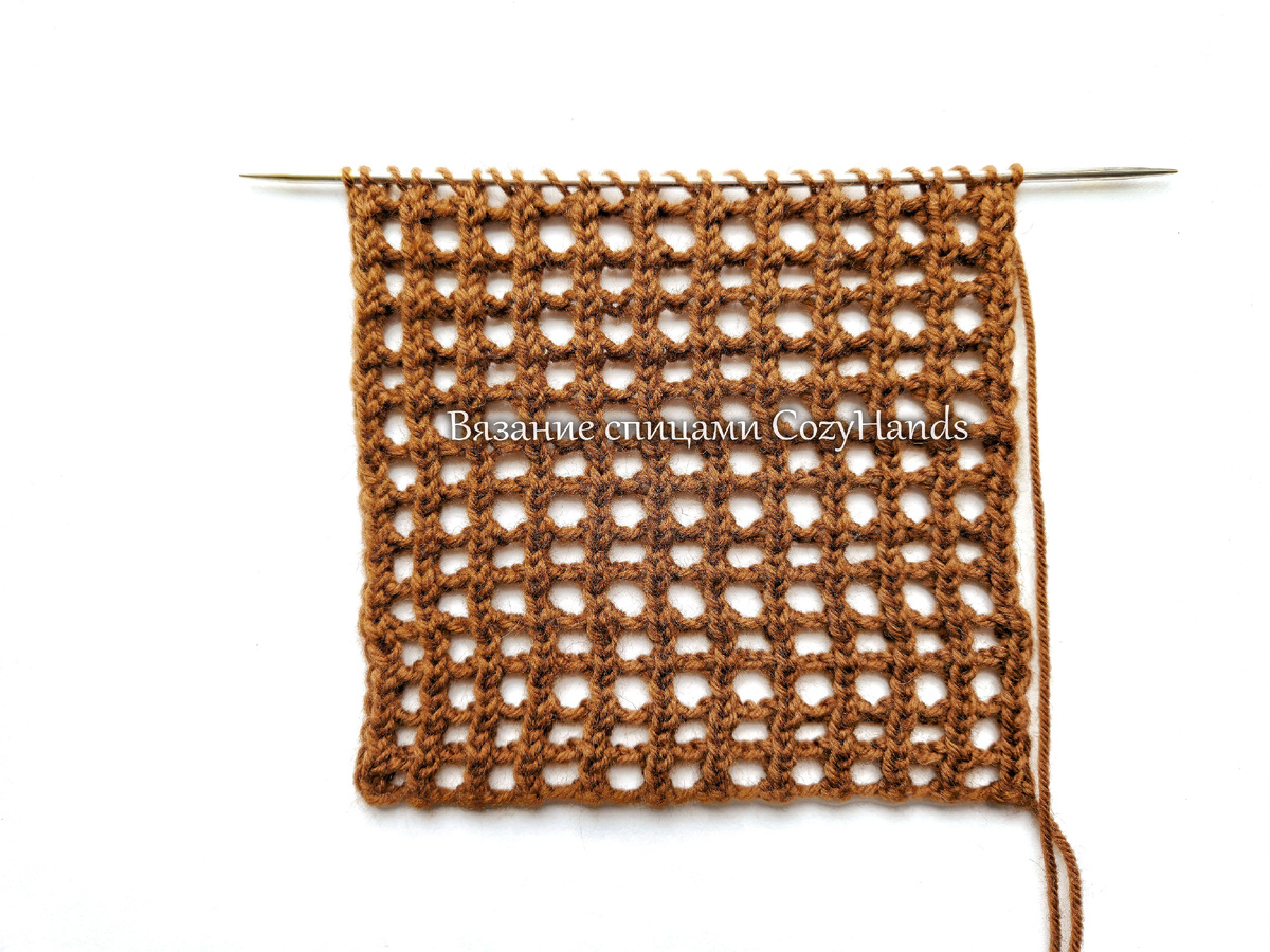 Мелкая сеточка джемпера от Кучинелли