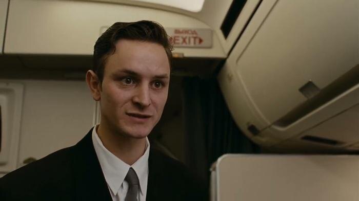 Алексей Гришин в фильме «Брат 2». Обложка © Кадр из фильма «Брат 2» режиссёр и сценарист Алексей Балабанов / Kinopoiskatomic:embed 0
