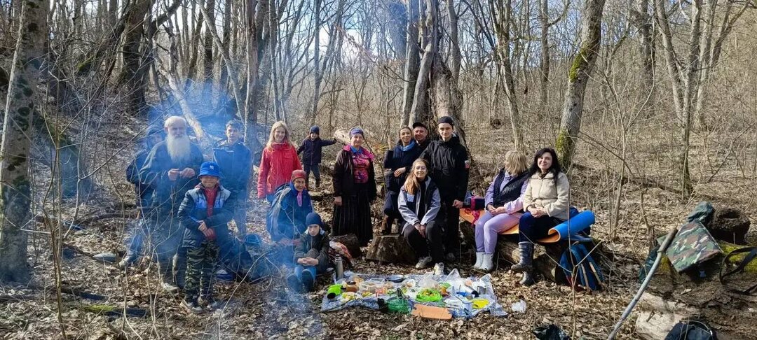 Человеку всегда будет тяжело, будут сдавать нервы от ограничений, будет не хватать сил, даже вероятность, что накроет болезнью будет выше