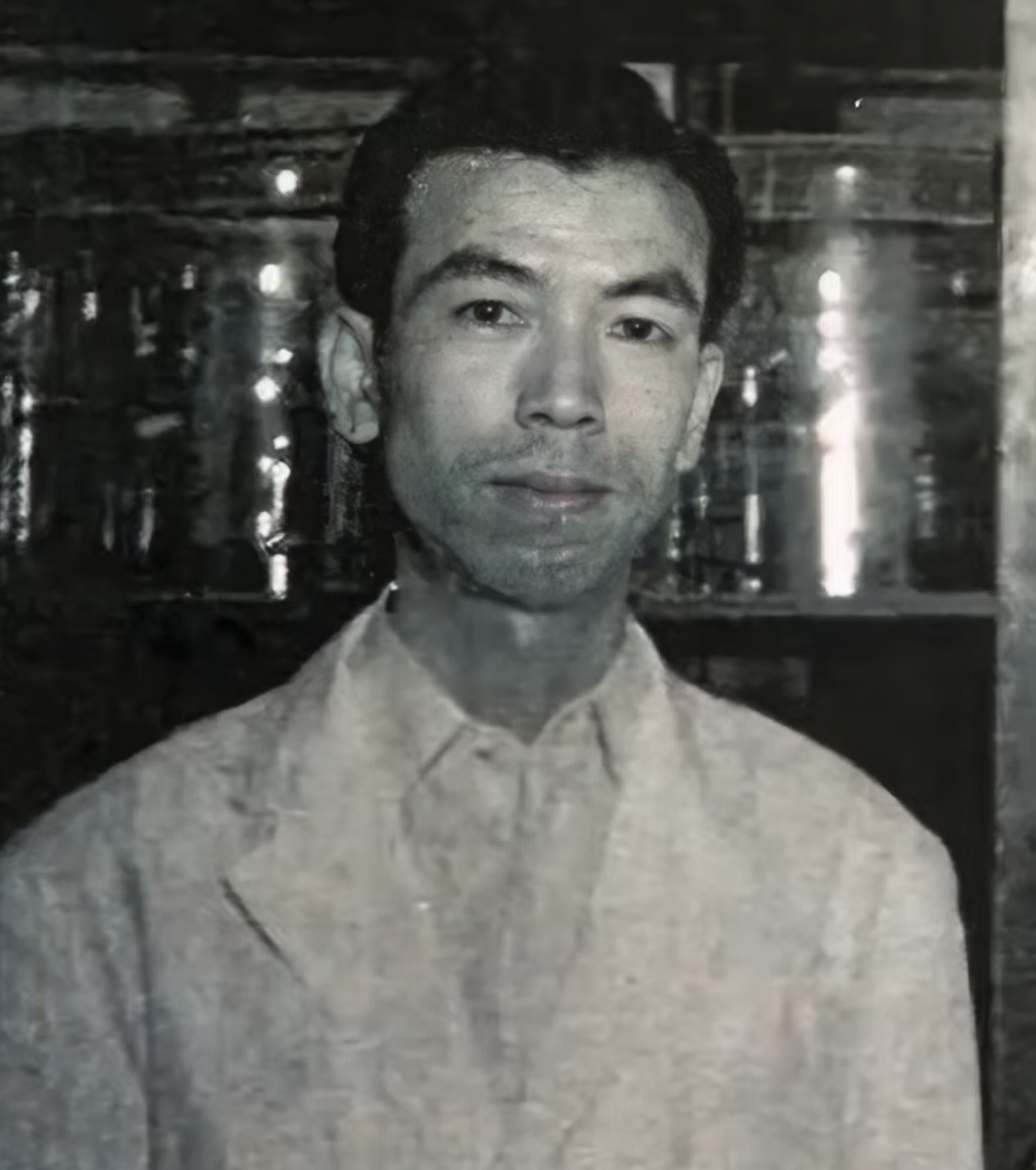 «Я тратил недели, но получал нестабильные и противоречивые результаты. Иногда эффект был, иногда — нет. Мы снова и снова возвращались к исходной точке».