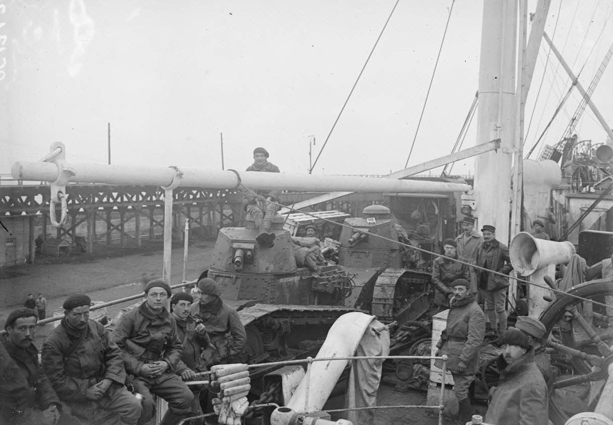 Прибытие матчасти 303-го полка штурмовой артиллерии, Одесса, 12 декабря 1918 года.