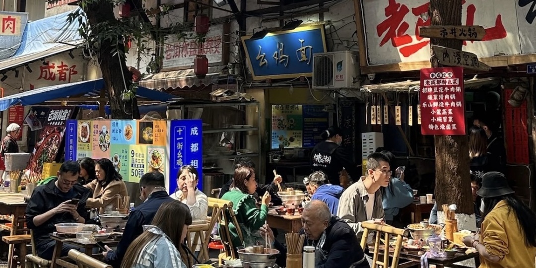 Что едят на улицах Китая: почему местная кухня такая разнообразная?