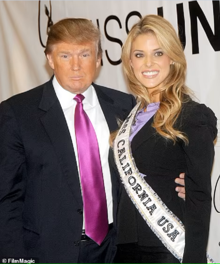 "Меланияя.. Будь бдительна. Не спи."