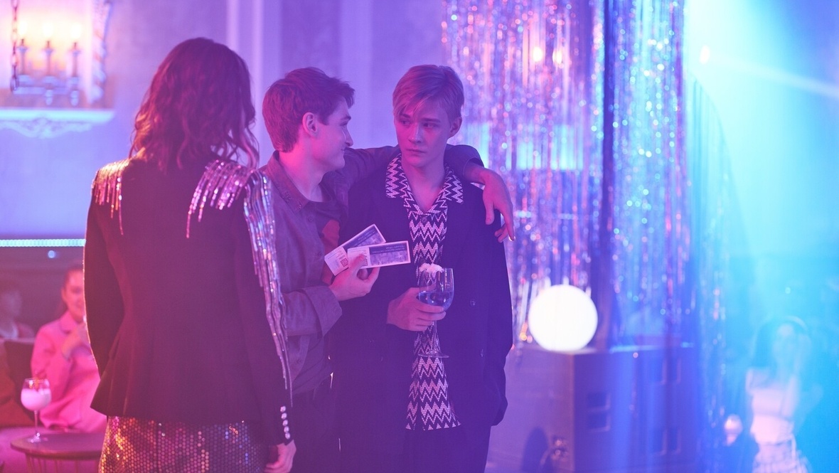    Кадр из фильма «Первая», реж. Аня Харичева, НМГ кинопрокат