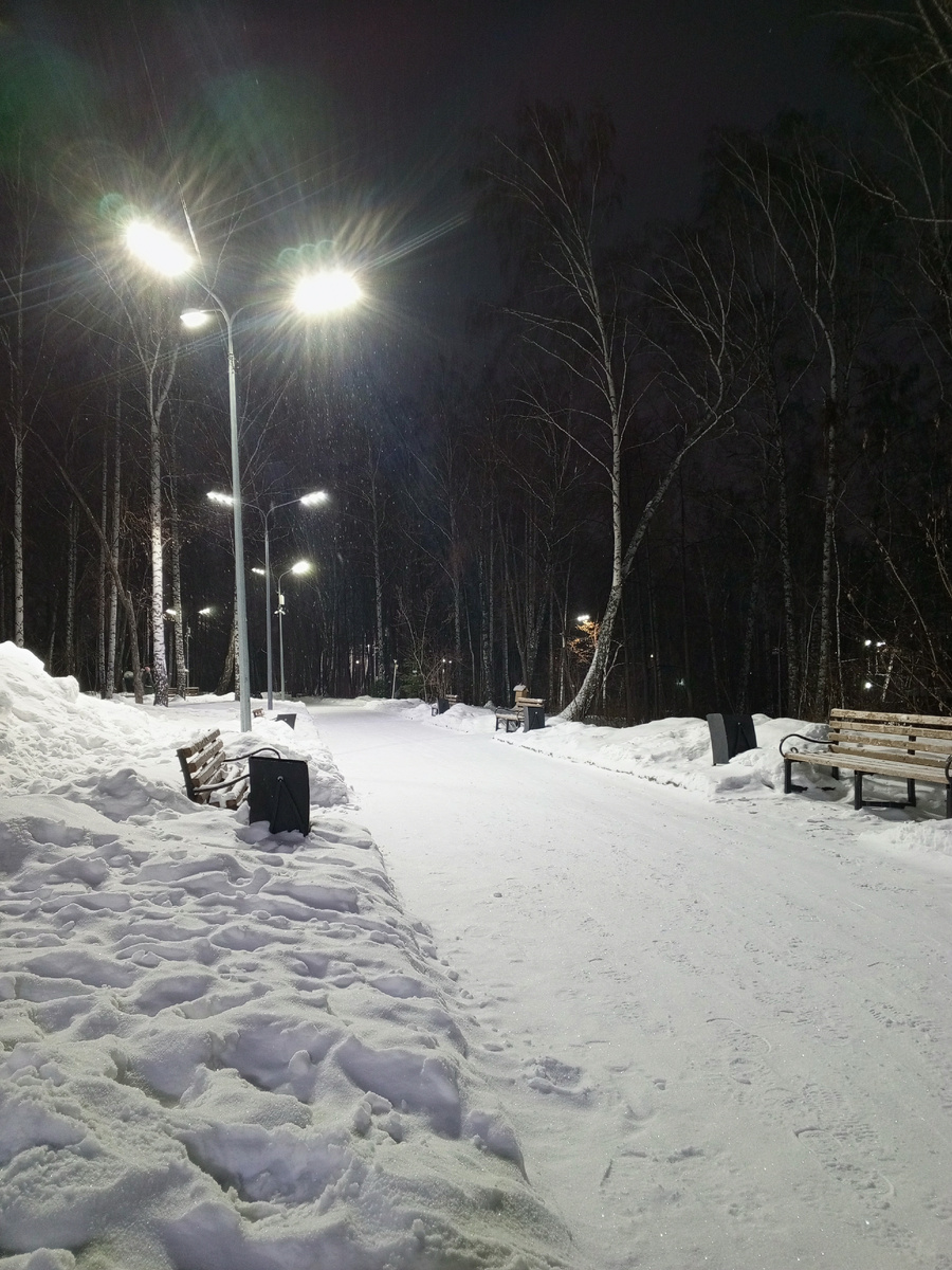 Бляха, пора телефон чистить от подобного