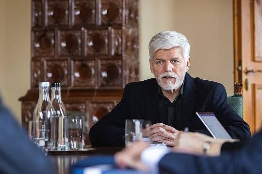    Президент Чехии Павел признал невозможность конфискации замороженных активов России (фото: commons.wikimedia/pirati.cz)