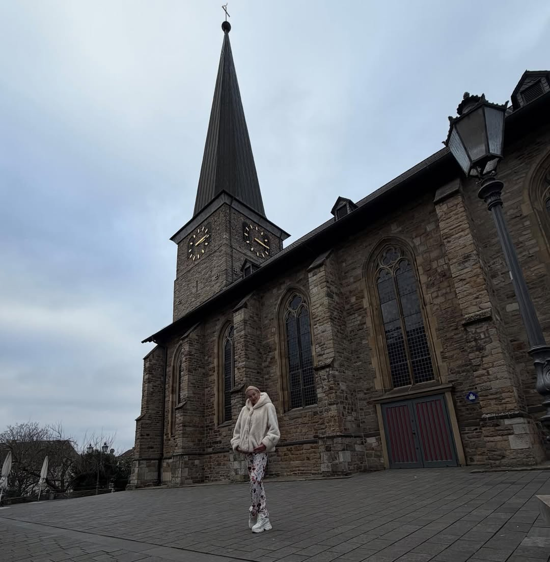 Анастасия Волочкова. Фото: соцсети / @volochkova_art