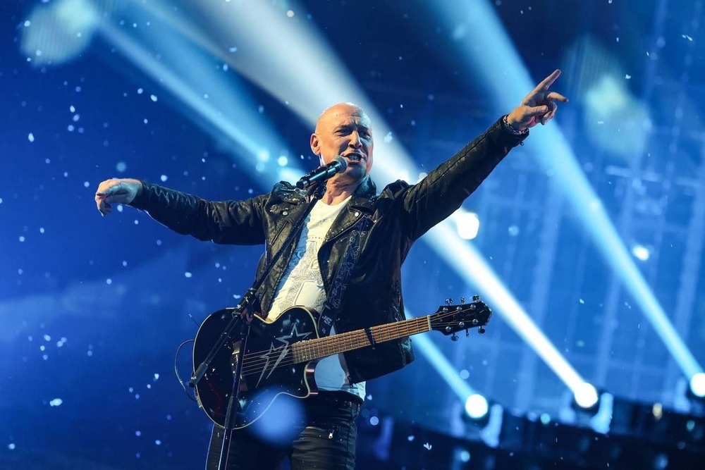    Денис Майданов: Политическая работа сказывается: становишься жестче, суровее - но творчество спасает. / Предоставлено пресс-службой Дениса Майданова