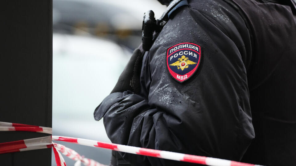     Супруги погибли, выпав из окна многоэтажки в Новой Москве ИЗВЕСТИЯ/Сергей Лантюхов