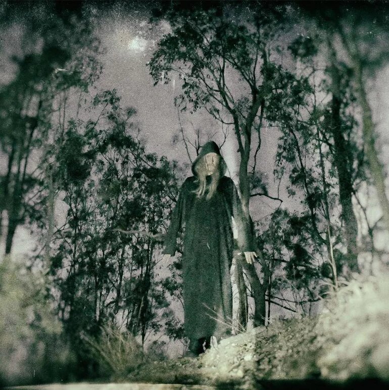 Официальное фото