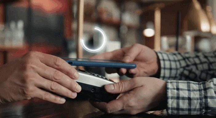 Как добавить карту в Apple Pay?