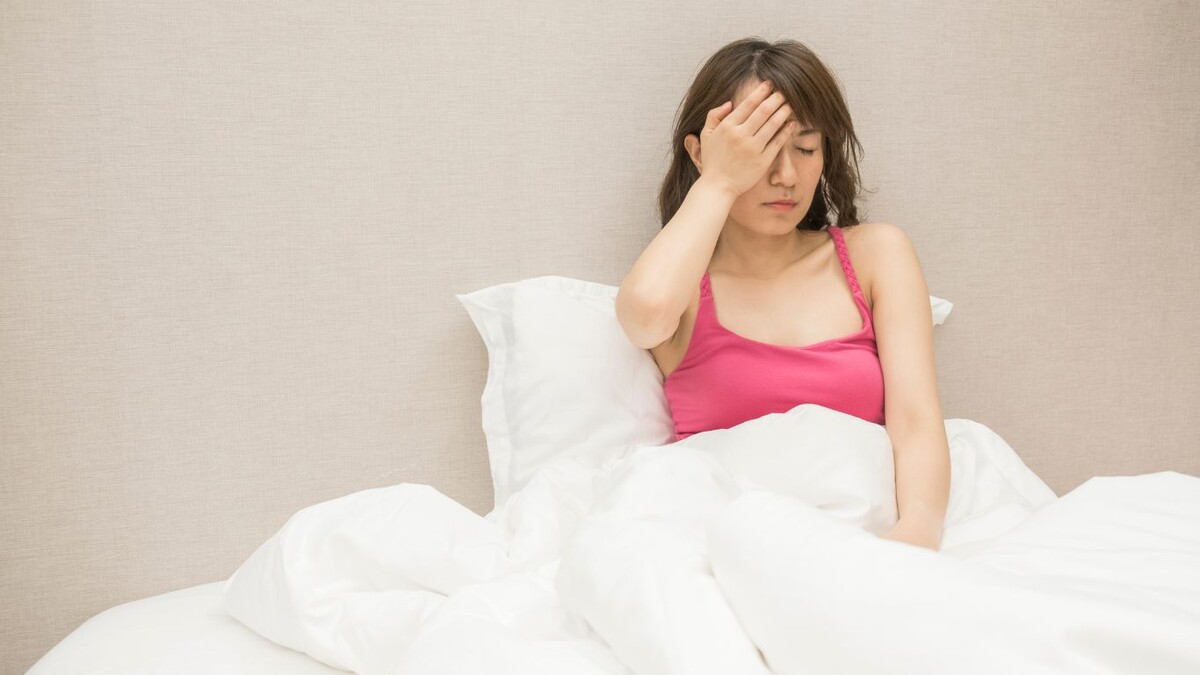 Почему весной Вы просыпаетесь в 4 утра: 6 причин и план, который возвращает сон за 10 дней