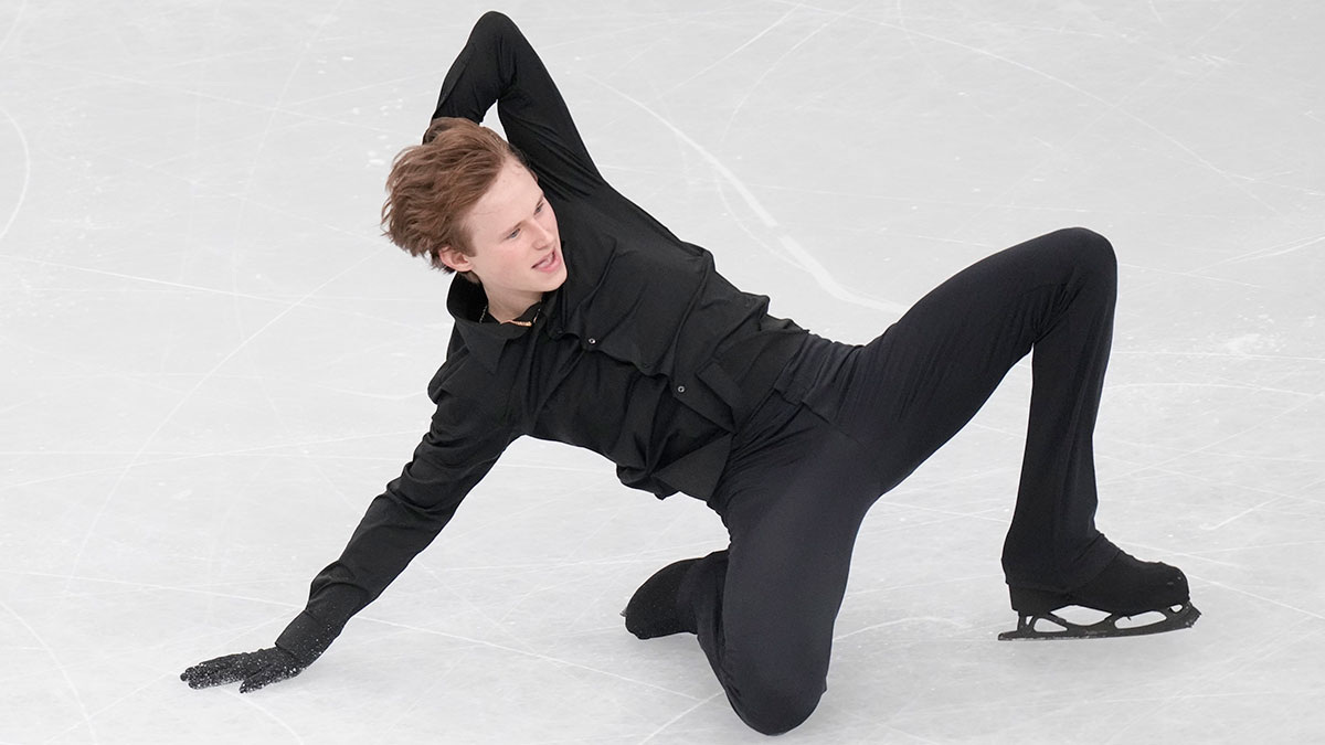    Фигурное катание Илья Малинин - фото АР