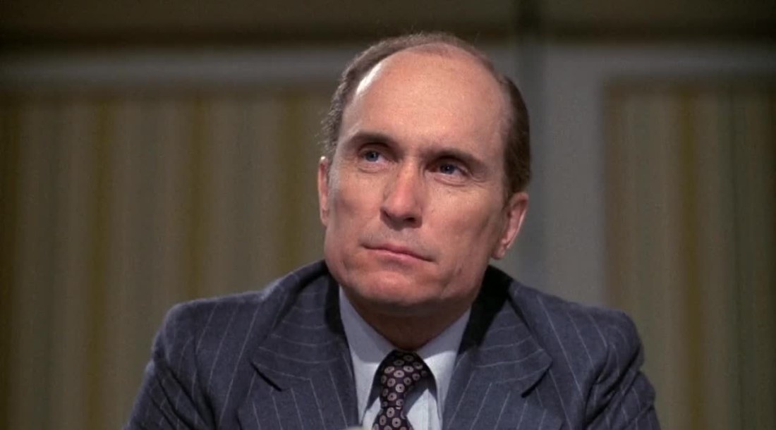     Роберт Дювалл, кадр из фильма «Телесеть» (1976)