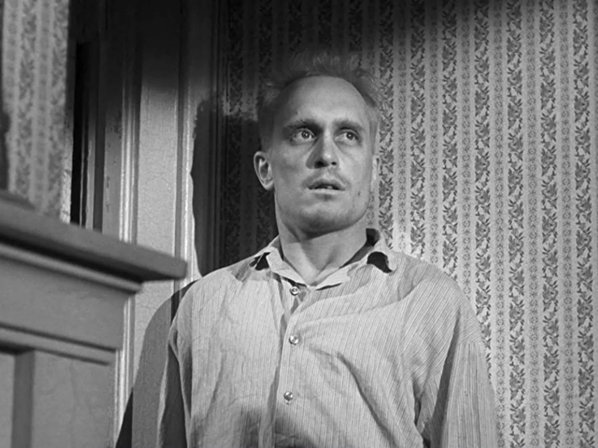    Первая роль Роберта Дюваля была в 1962 году