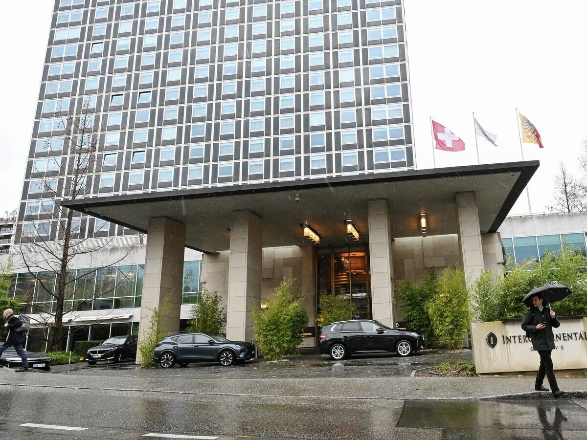    Отель "Интерконтиненталь" в Женеве, где 17-18 февраля пройдет новый раунд переговоров представителей России, Украины и США | © РИА Новости / Екатерина Чеснокова
