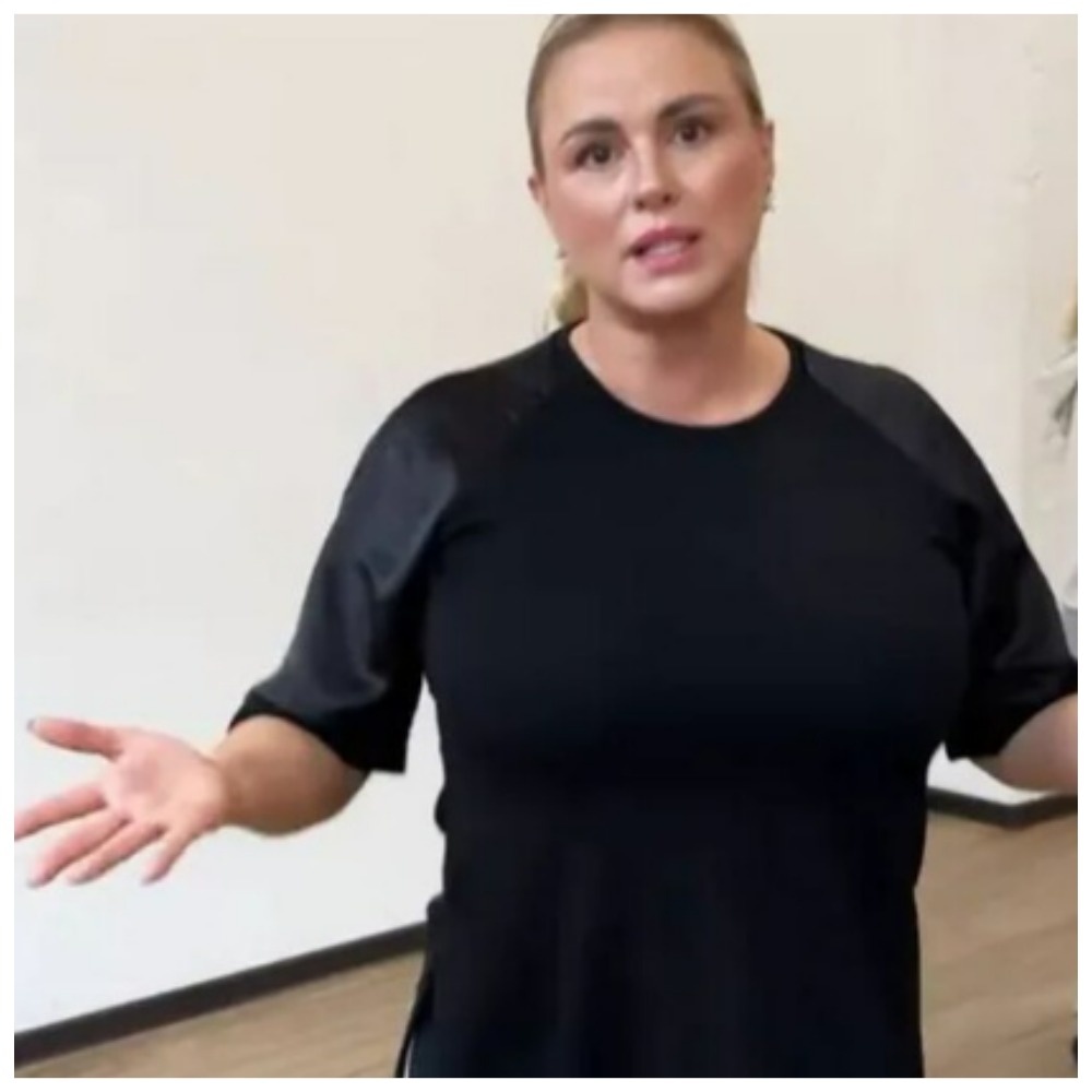 Меня растолстили до ста килограммов!