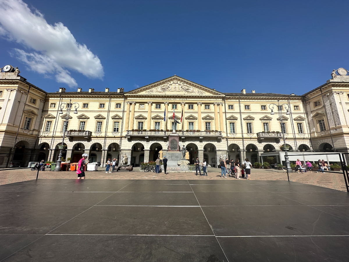 Главаная площадь Аосты