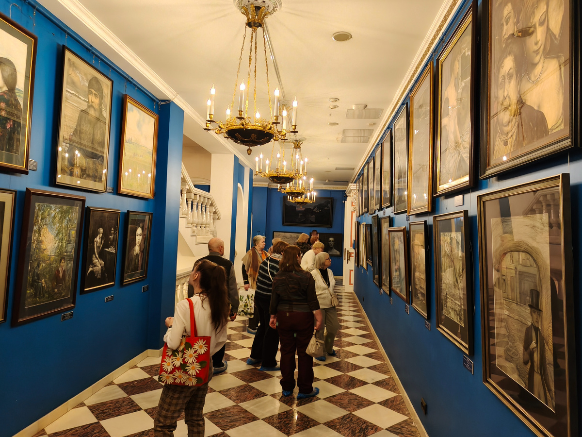 Вестибюль 1 этажа. 12 февраля 2026 года.