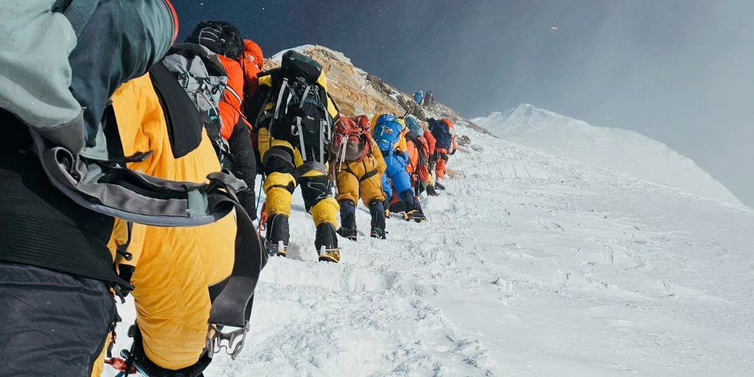 Очередные новые правила восхождения на Эверест