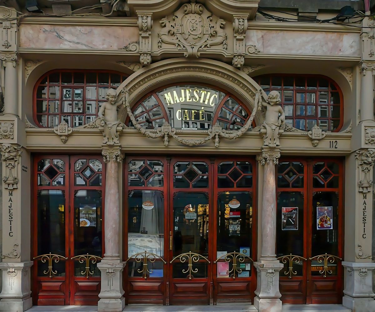  Café Majestic в португальском городе Порту