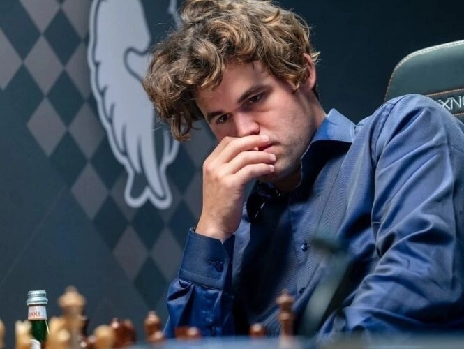 Первый чемпион мира по фристайл-шахматам Магнус КАРЛСЕН.