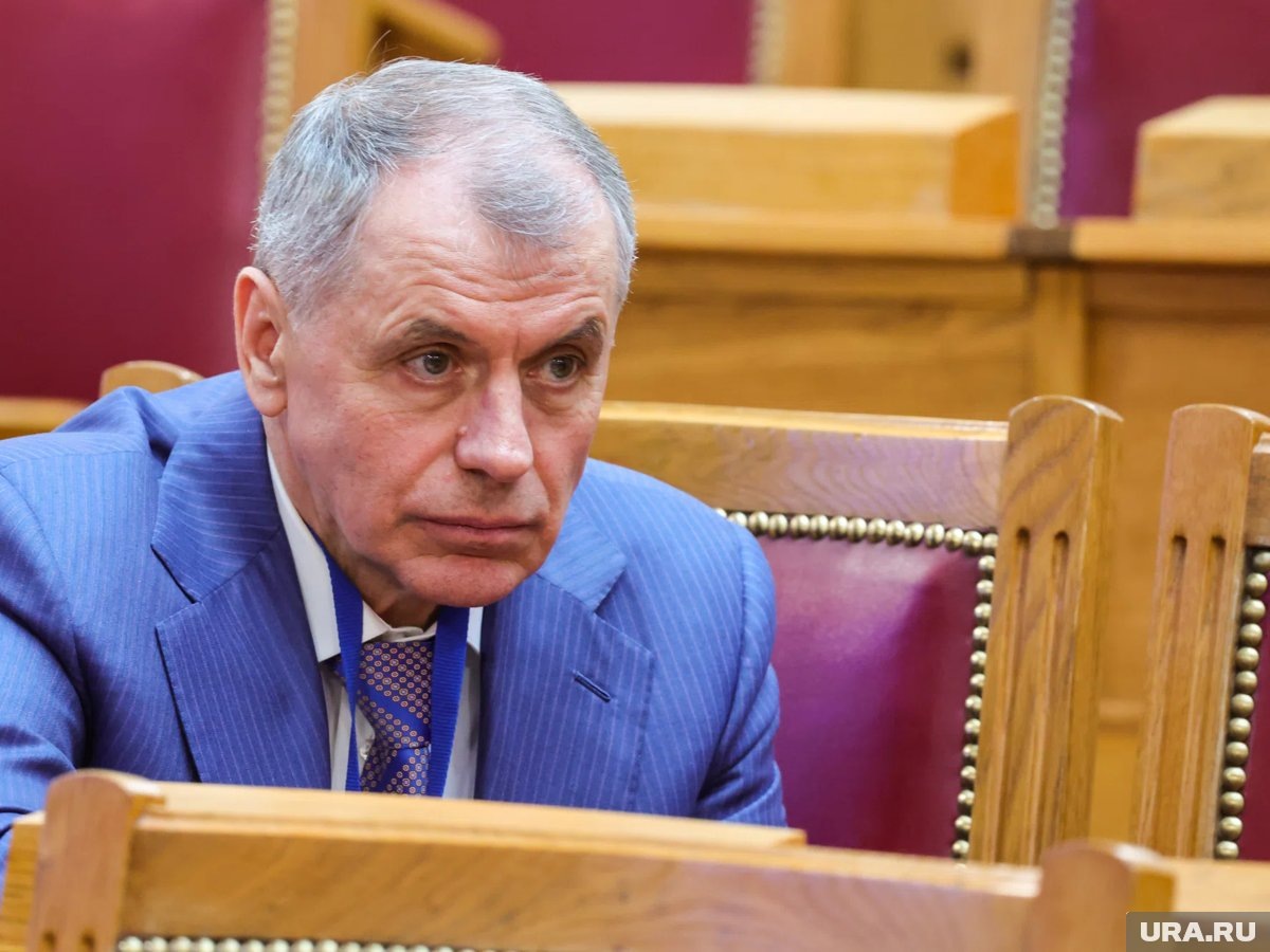     По мнению Константинова, высказывания Зеленского показывают его моральную натуру