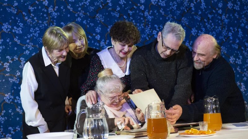     Спектакль «Старадость» Фото: Анна Зайкова