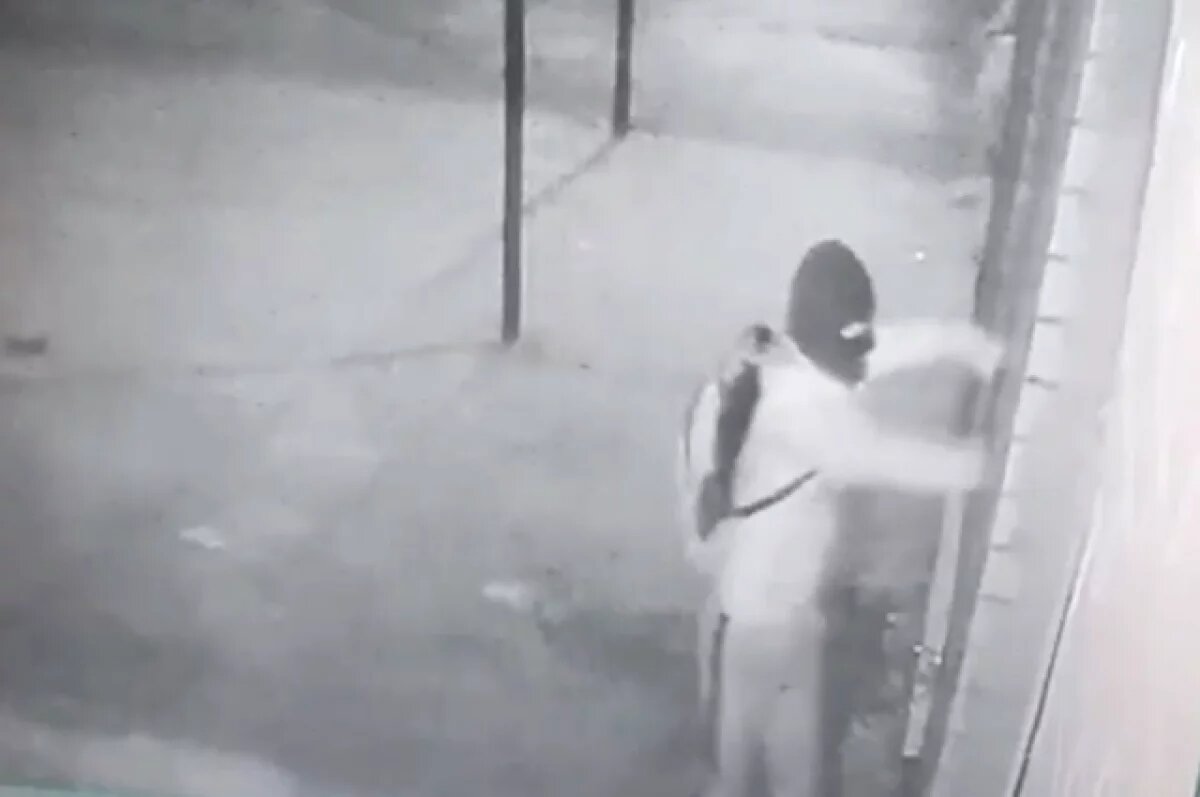    В Калининграде двоих задержали при ночной попытке кражи