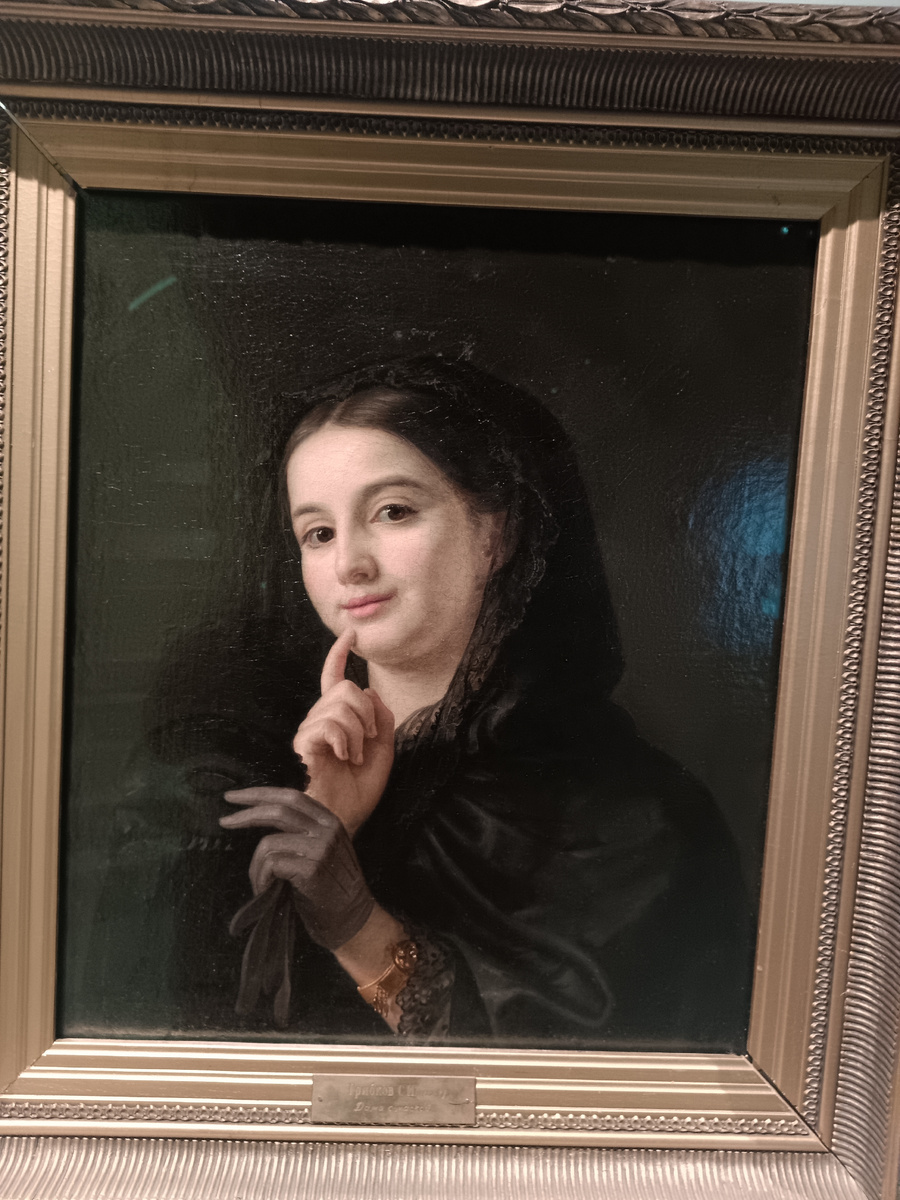 СЕРГЕЙ ГРИБКОВ. Дама с маской. Вторая половина XIX века. Холст, масло. Вятский художественный музей им. В.М. и А.М. Васнецовых, Киров