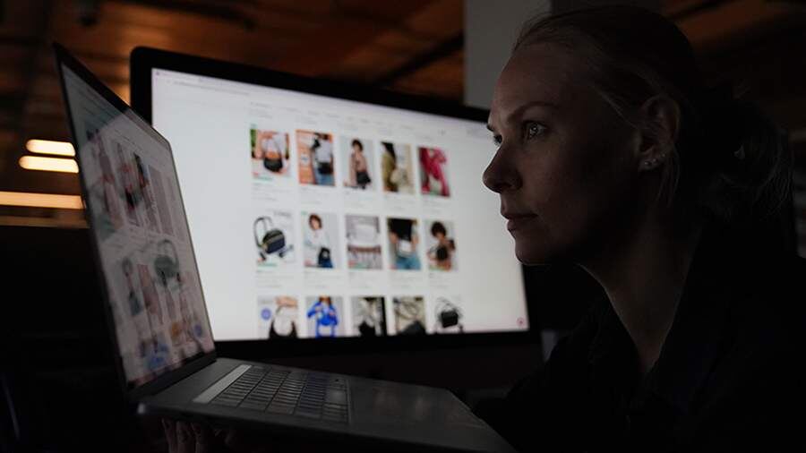 Россиян предупредили о мошенничестве с промокодами ко Дню защитника Отечества