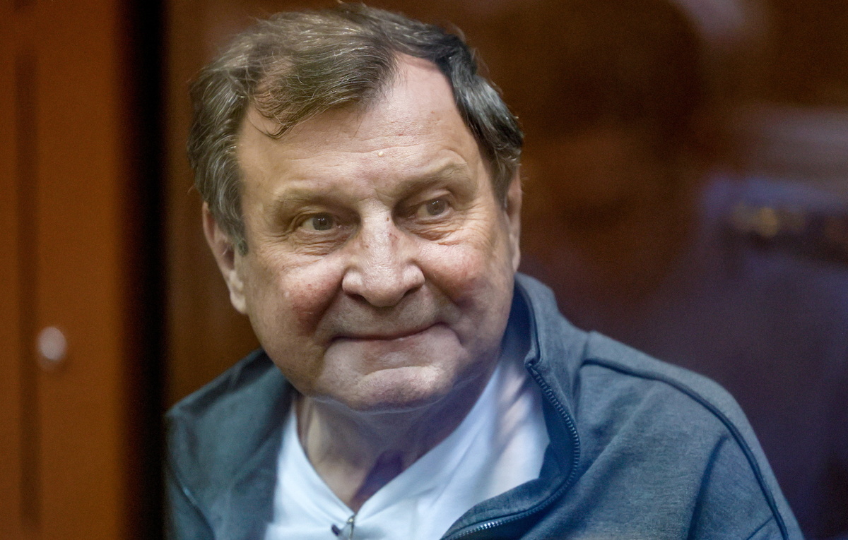    Бывший заместитель министра обороны РФ Дмитрий Булгаков  Юлия Морозова/ТАСС