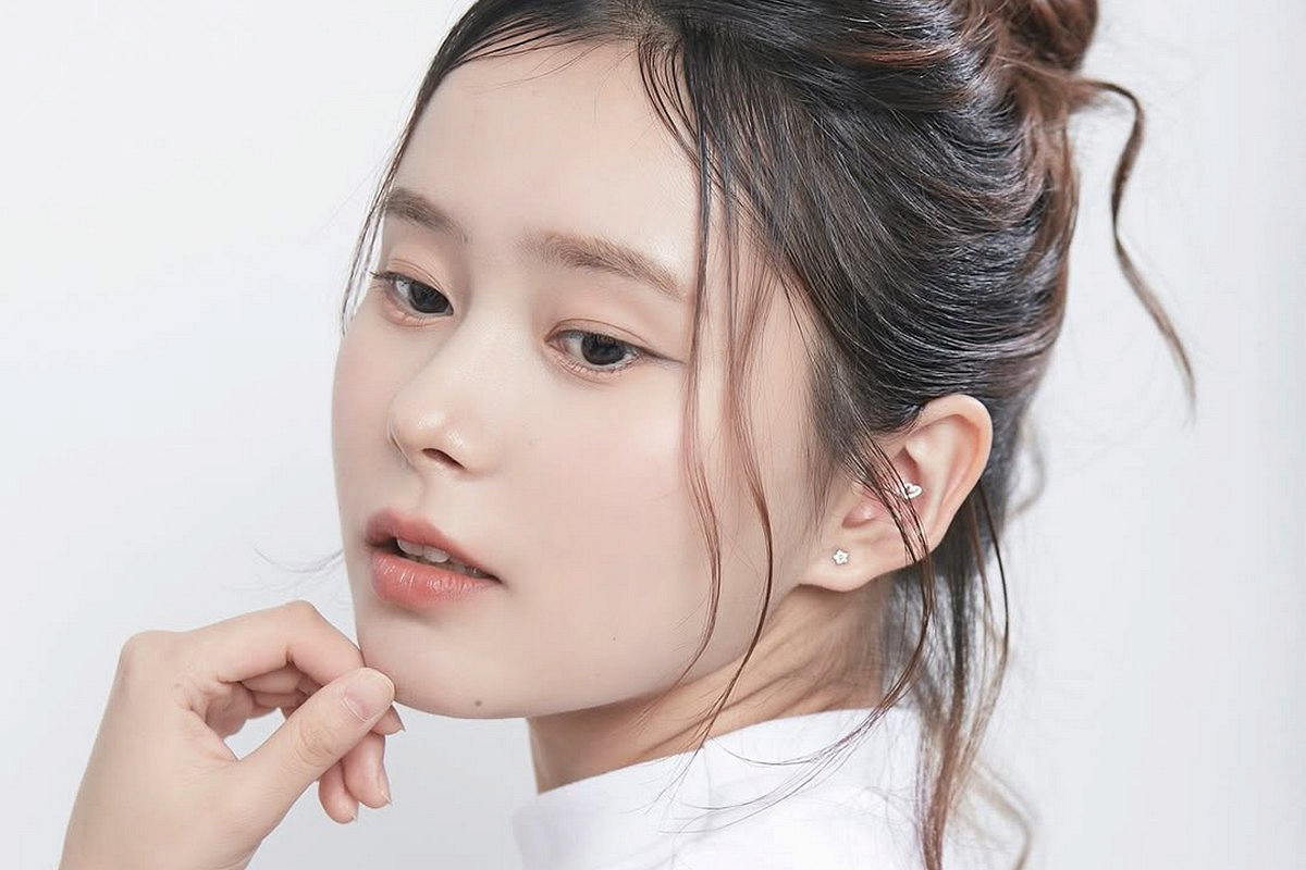   Шадия Исаева, модель из Кыргызстана покорившая Неделю моды в Сеуле (Seoul Fashion Week).