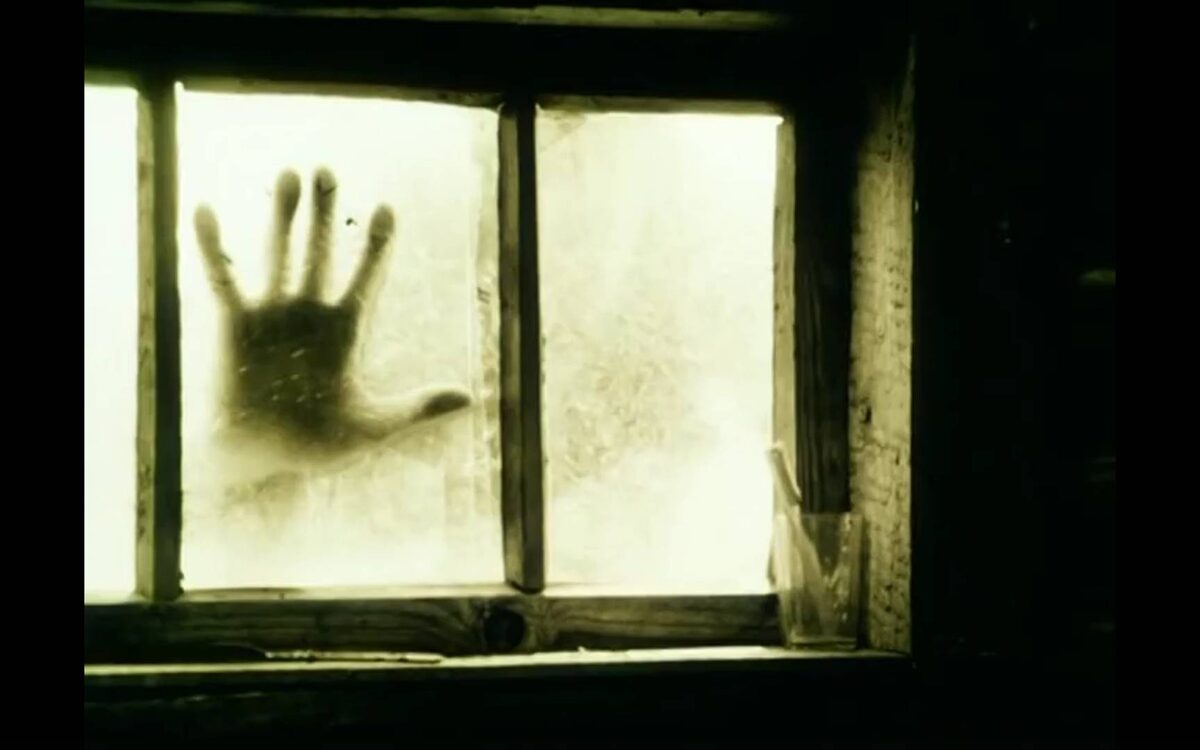     Галлюцинация   
Цитата из х/ф «Сибириада». Реж. Андрей Кончаловский. 1978. СССР