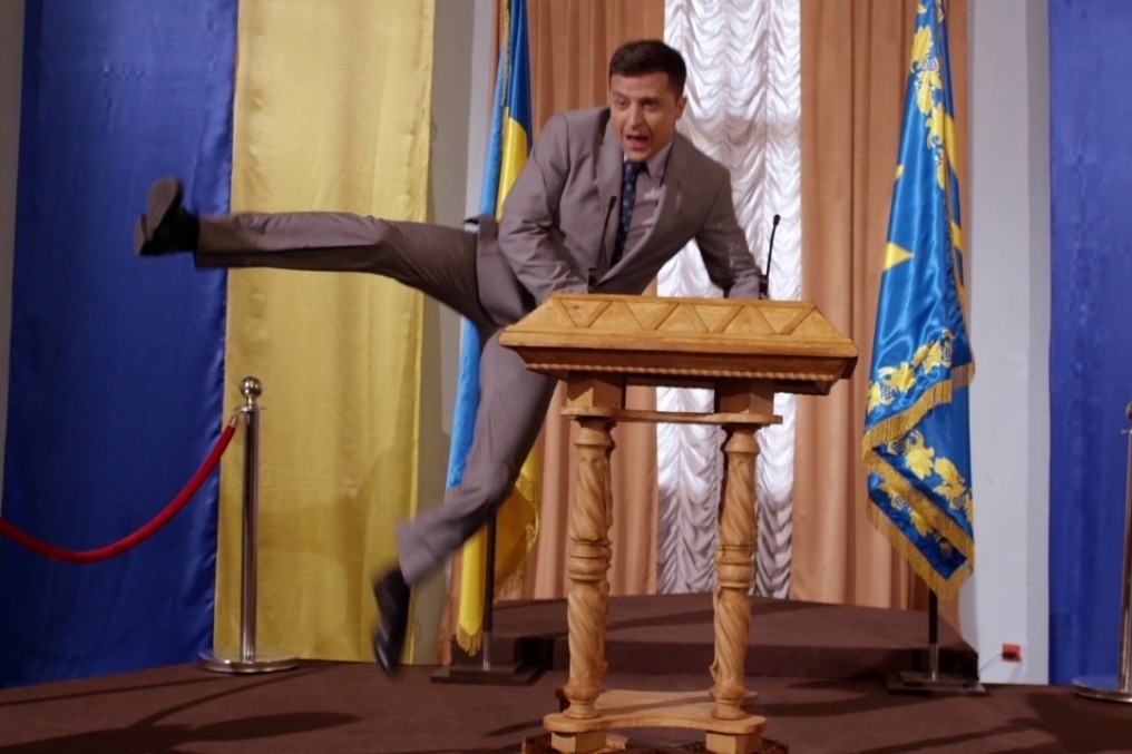     Владимир Зеленский в роли Василия Голобородько   
Цитата из к/ф "Слуга народа", реж. Алексей Кирющенко. 2015. Украина