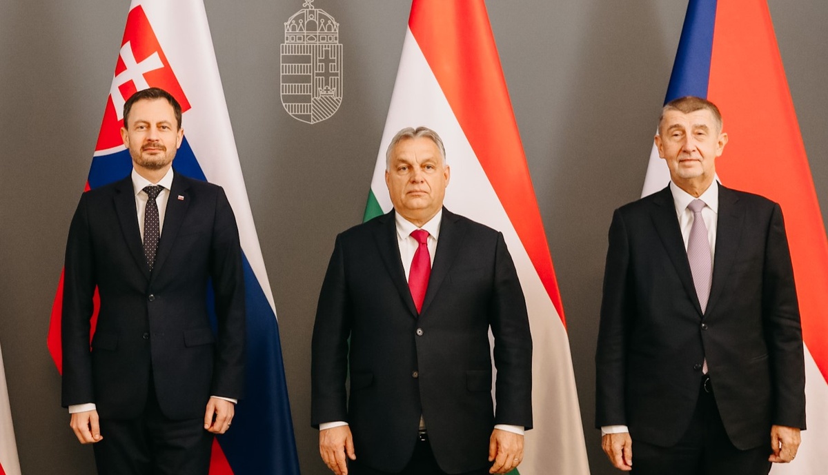     Вышеградская группа   
(cc)Gov.pl