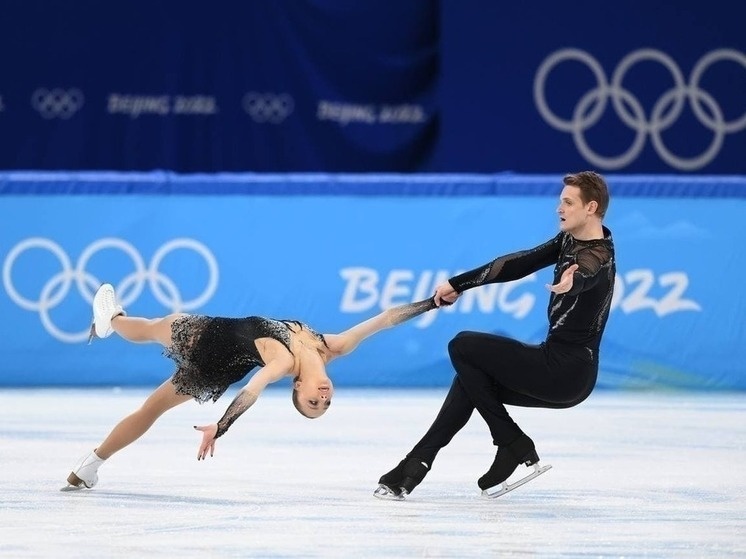     АЛЕКСАНДРА БОЙКОВА И ДМИТРИЙ КОЗЛОВСКИЙ. ФОТО: ОКР