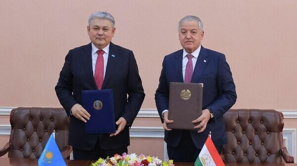    © Foto / Пресс-служба МИД Таджикистана