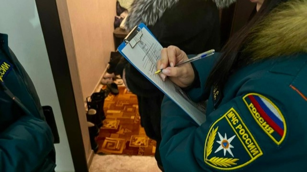    Спасатели напомнили югорчанам правила безопасности на кухне