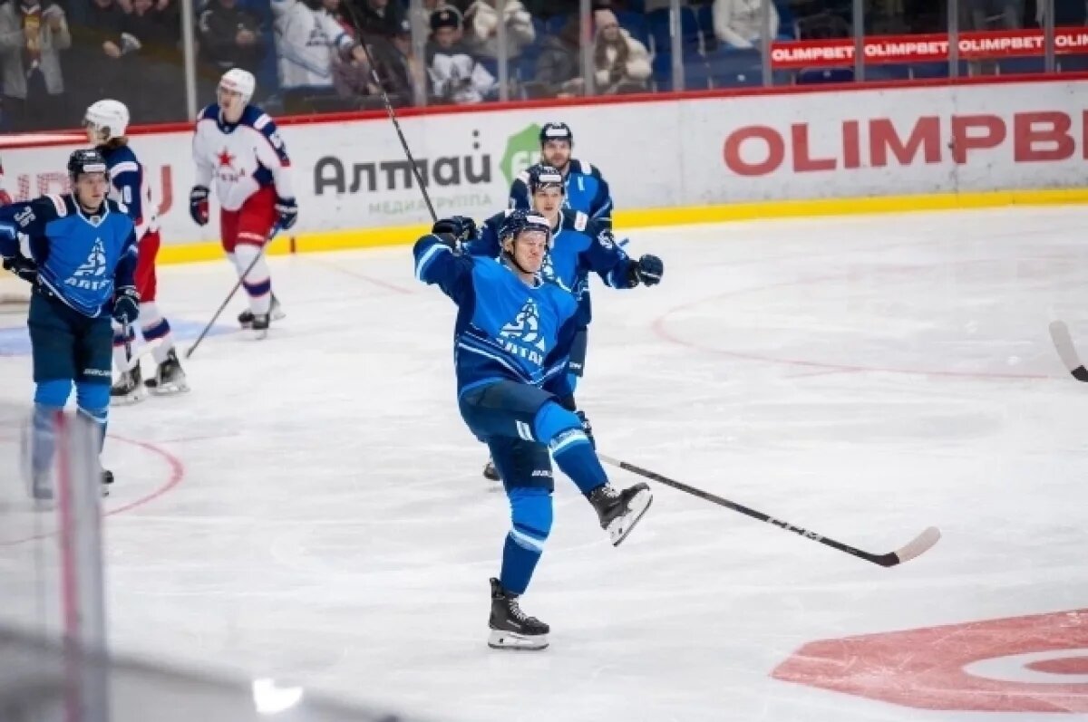    Хоккеисты «Динамо-Алтай» обыграли команду бывшего главного тренера