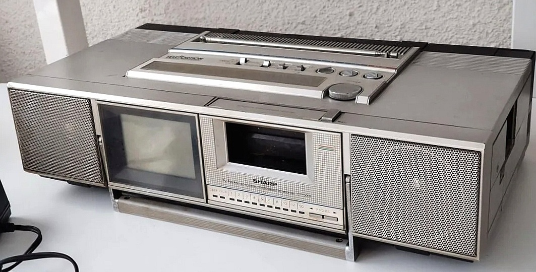Sharp CT‑5001: Чудо‑чемоданчик из 80‑х, который умел всё