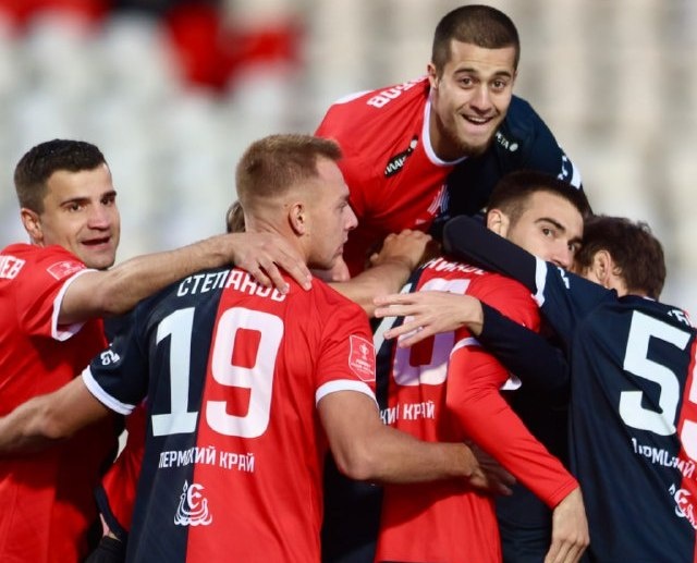    © ФК «Амкар»