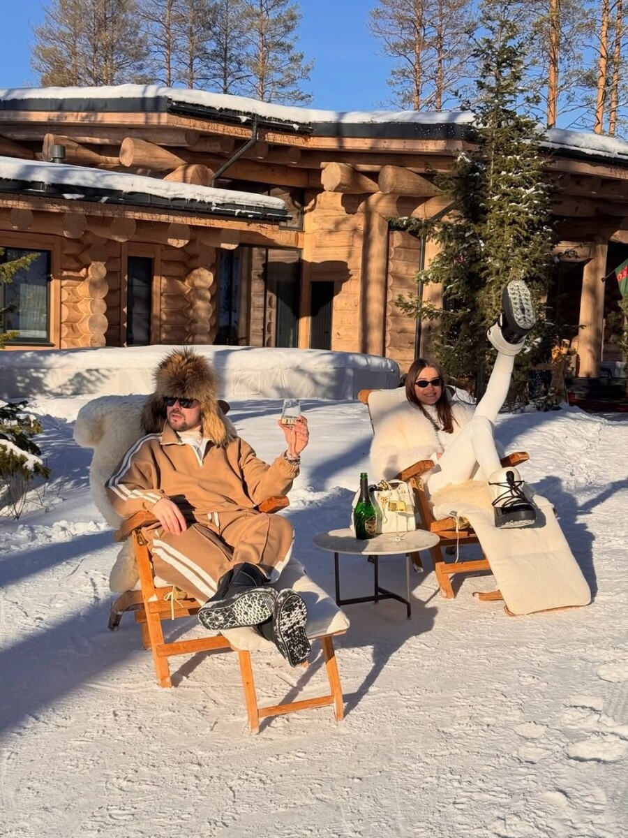    Алексей Чадов с семьей на отдыхе в Республике Алтай. Источник: @alexeychadovofficial*