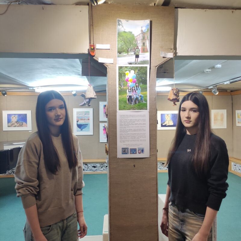    Марина и Дарина Шубины.