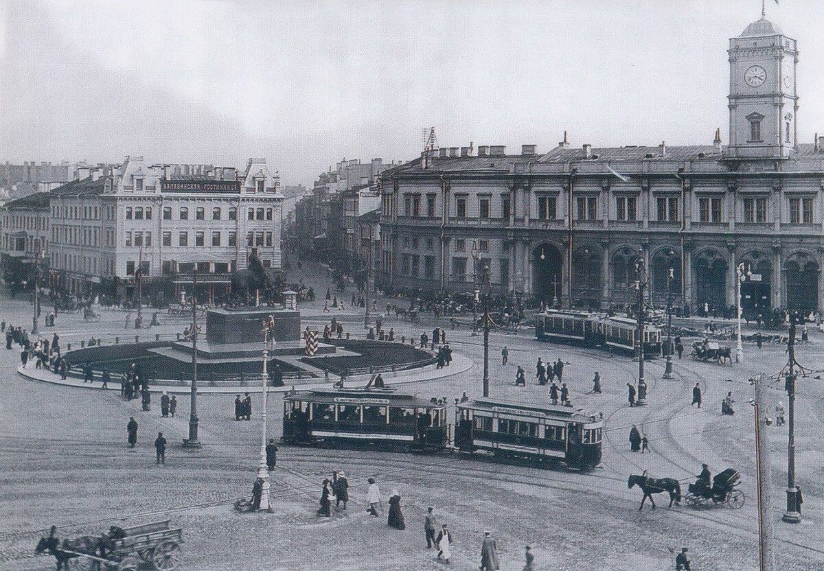 Санкт-Петербург. Знаменская площадь.