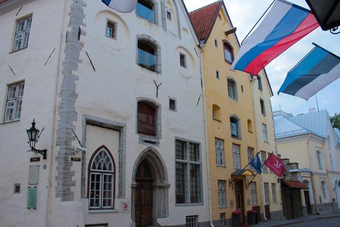 Обложка © Shutterstock / FOTODOM / Guadalupe Polito